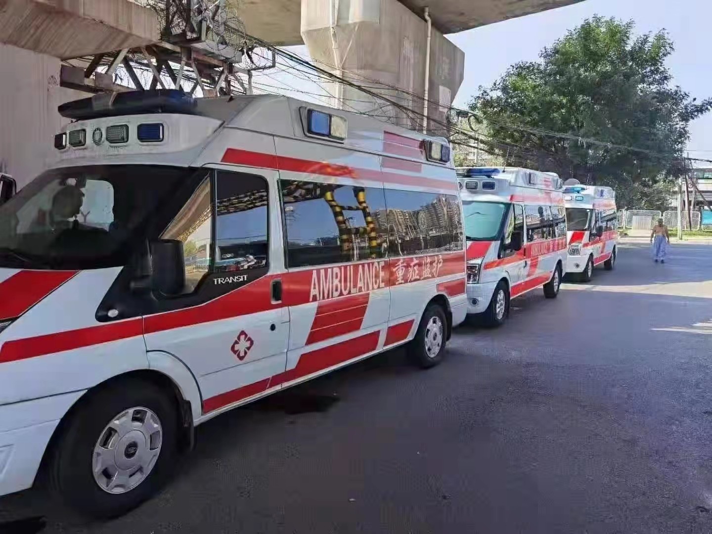 泸水市救护车出租